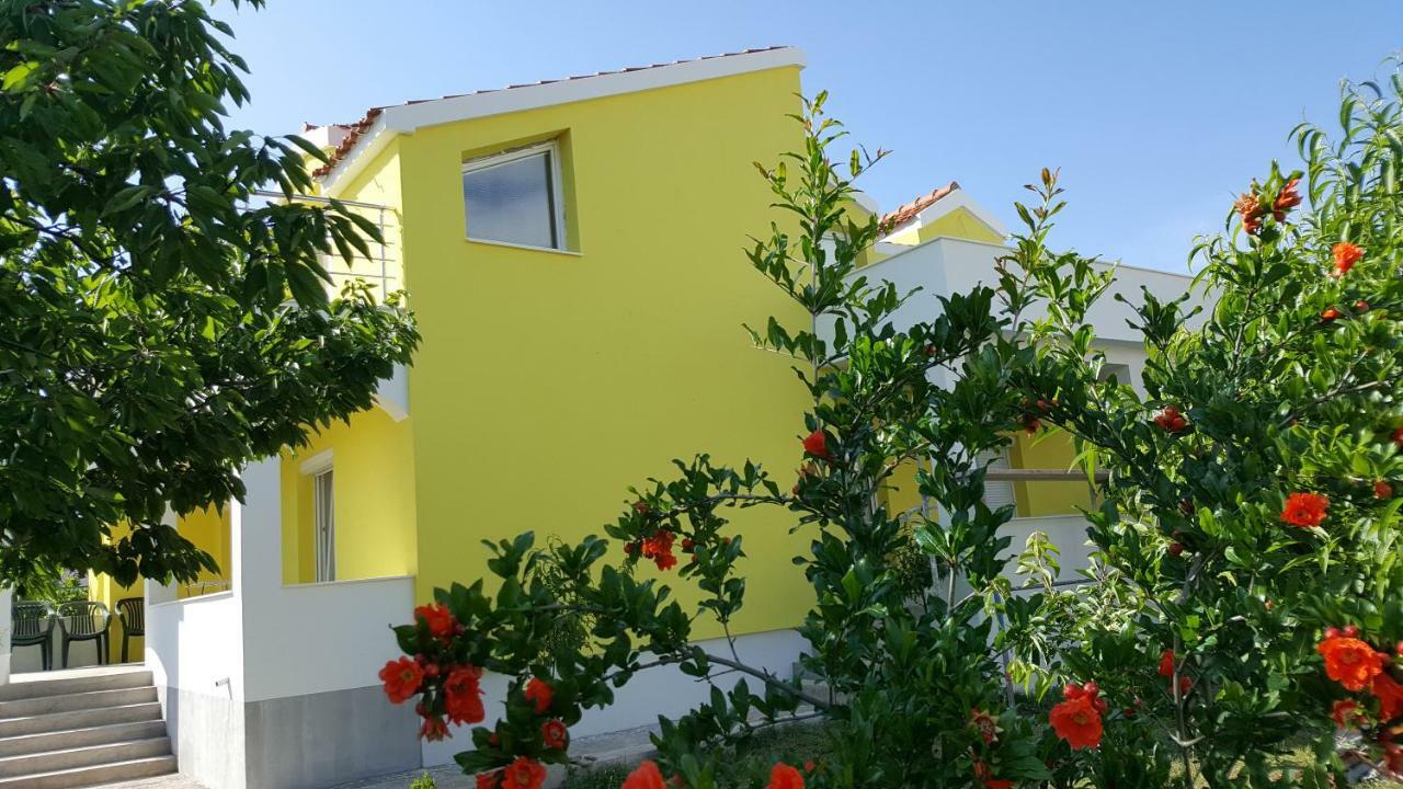 Andela Home - Krka Waterfalls Lozovac Exterior photo